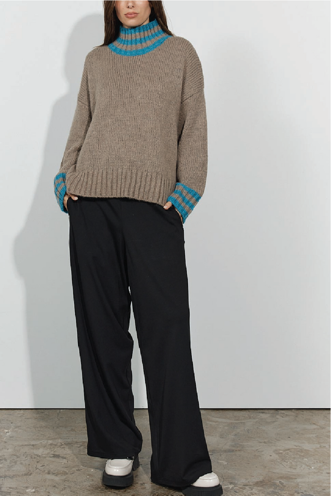 Desire Sweater - Dark Grey / Aqua