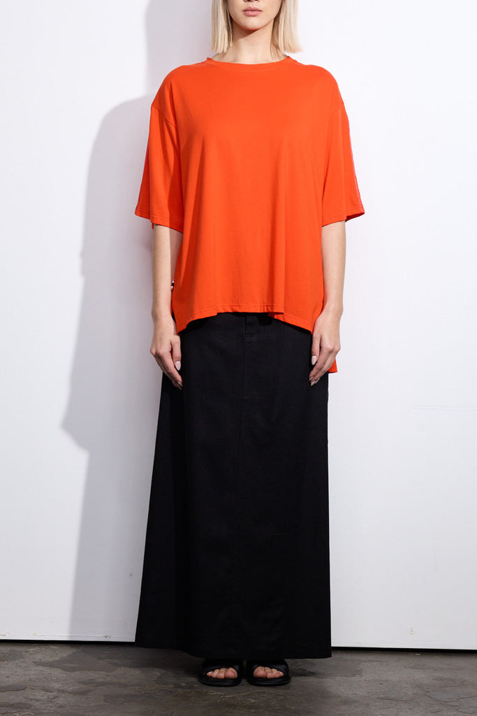 Brief Tee - Red